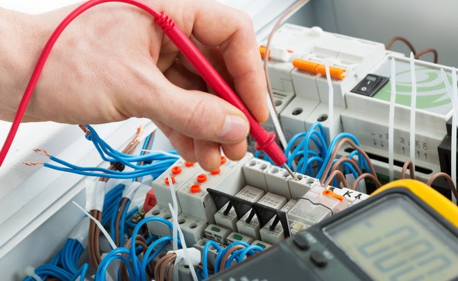Wired for Success: Choosing the Best Electrician in Leicester post thumbnail image